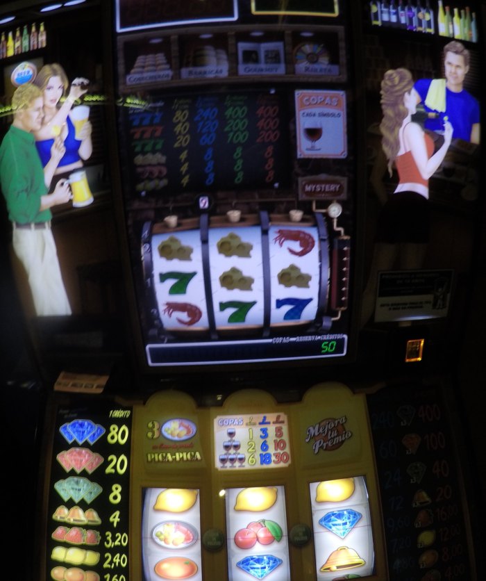 tragamonedas agente 008